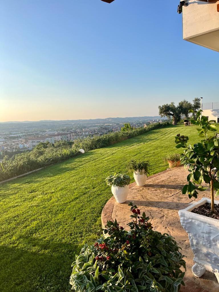 Apartamento Mirabel Chieti Exterior foto